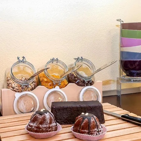 מלון Restaurant Schwert 2*